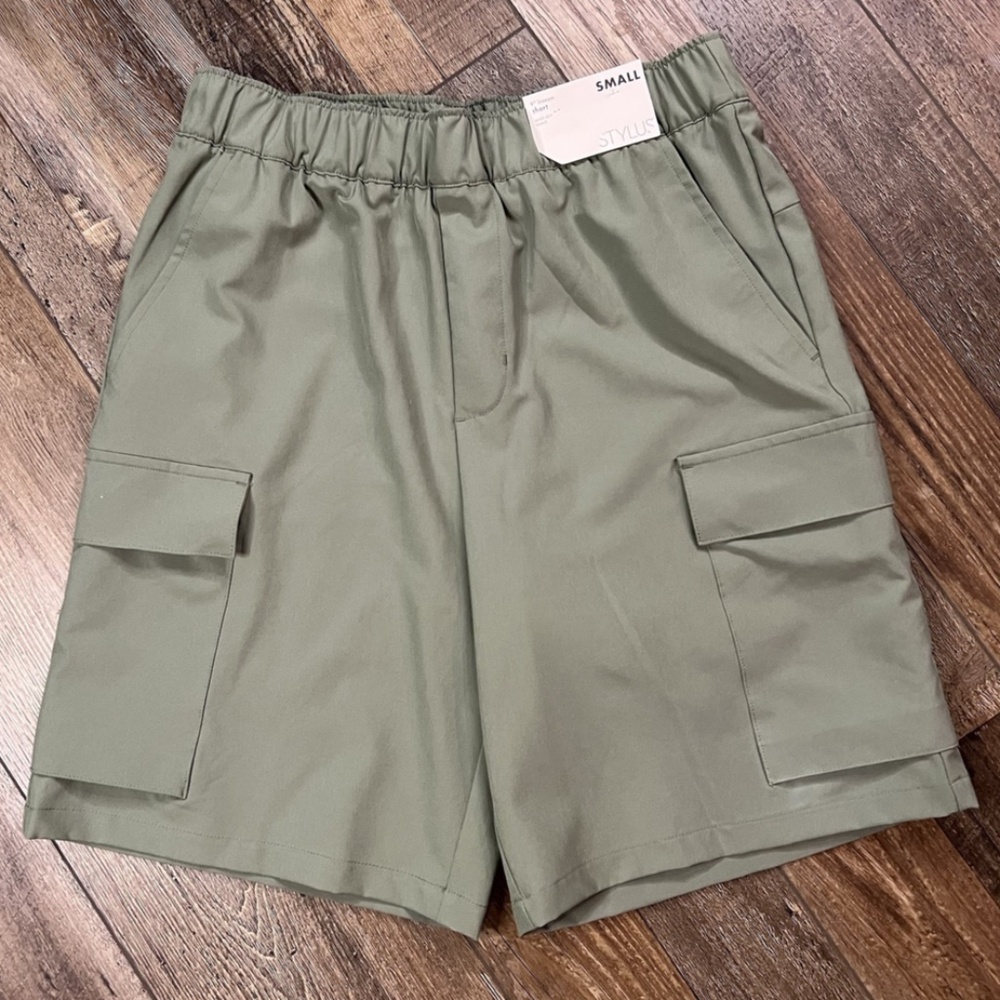 Stylus Multifunction Summer Style Men's Cargo Shorts Breathable Small Beach NWT